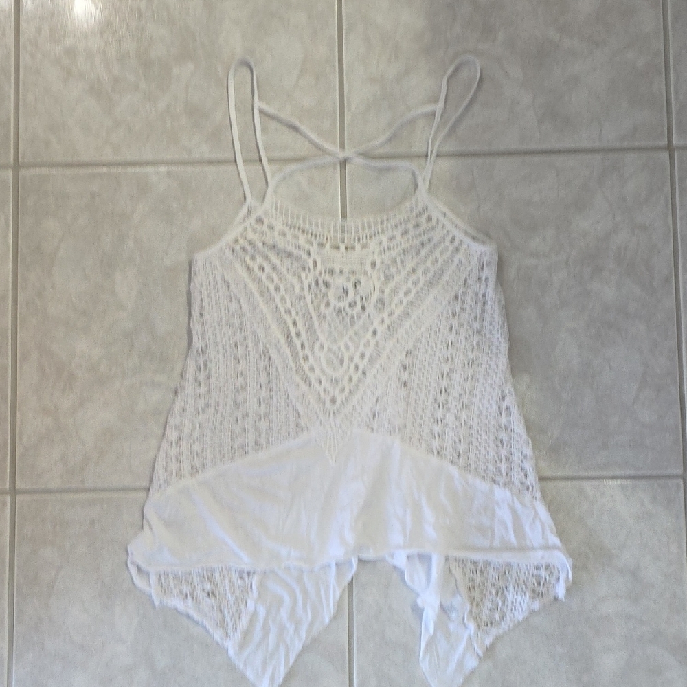 Elegant White Crochet Women’s Top